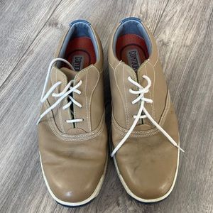 Countour Series golf shoes